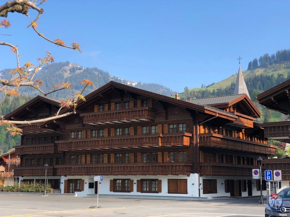 8AA9BE69 285E 478E B16A A97DBD56AB68_1_105_c